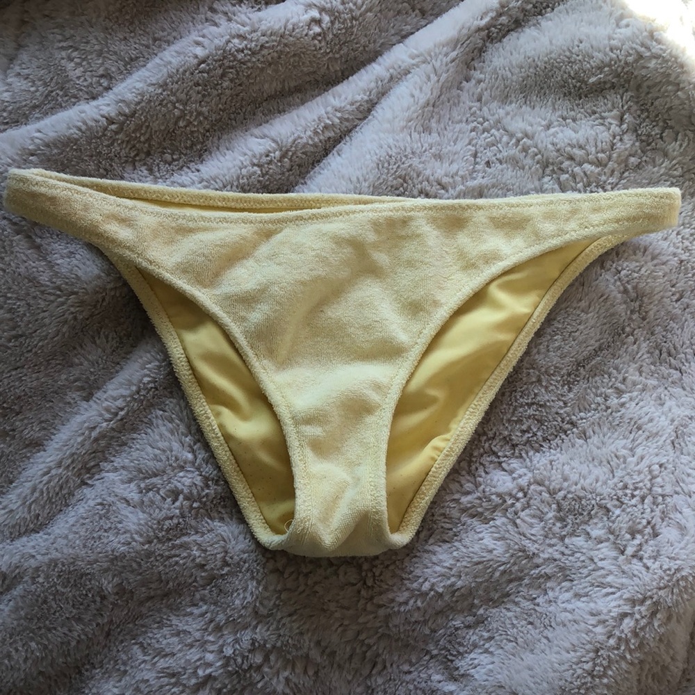 Kendall & Kylie Yellow swim bottoms